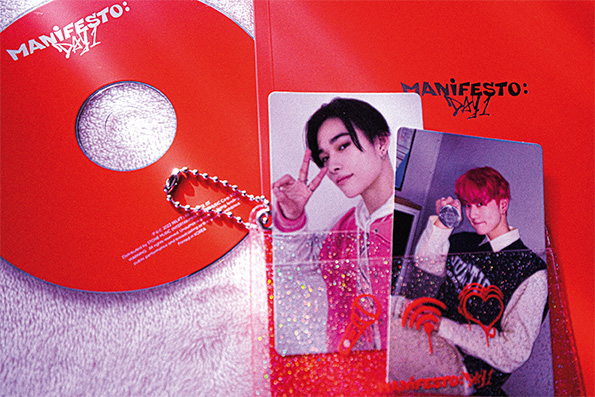 04_K-Pop_Merchandise