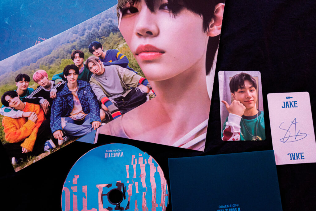 11_K-Pop_Merchandise.psd