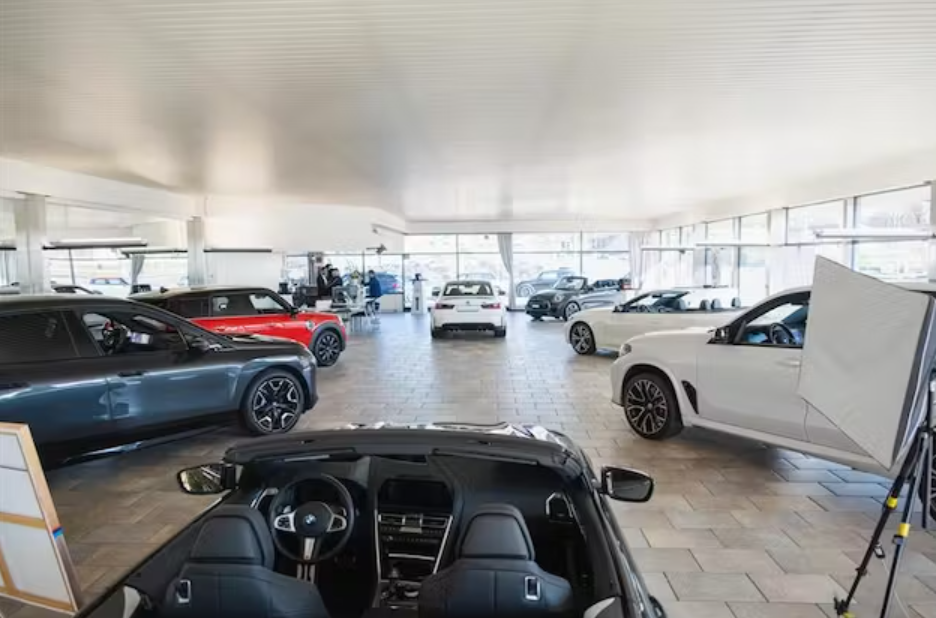 Frey AG Züri-Oberland Brüttisellen Showroom innen