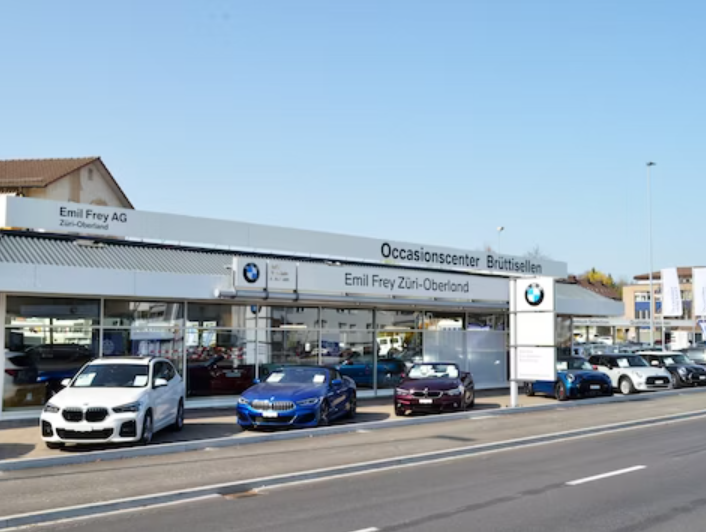 Frey AG Züri-Oberland Brüttisellen Showroom aussen
